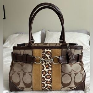 Coach Hamptons Signature Satchel